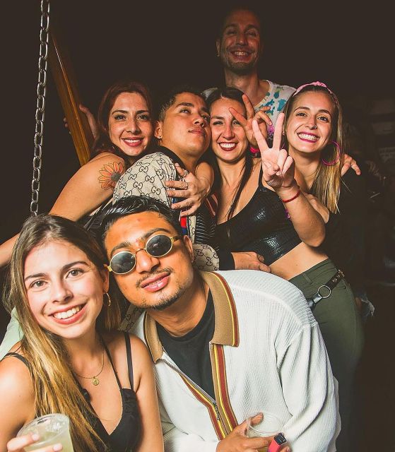 Unforgettable Boat Party - Iconic Backdrop