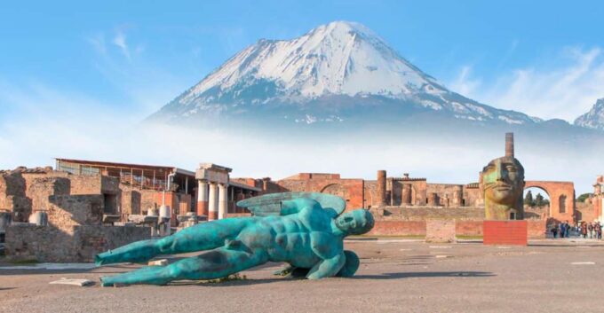 Unforgettable Journey: Pompeii and Vesuvius in a Day - Hiking Vesuvius Crater