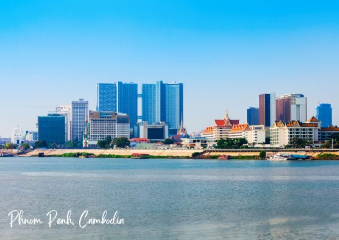 Unforgettable Phnom Penh Adventure: Two-Day Tours - Golden Temple and Silk Island