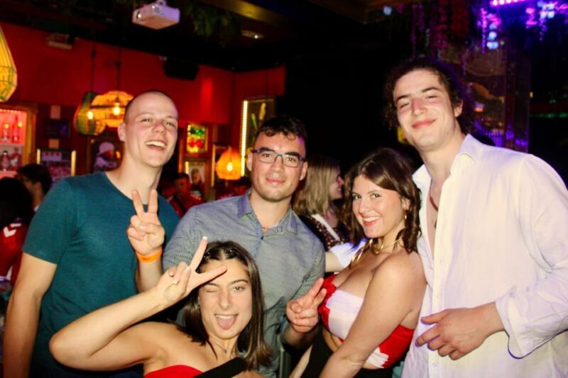 Unforgettable Pub Crawl in the Heart of Naples - Capture the Moments: Photos to Remember