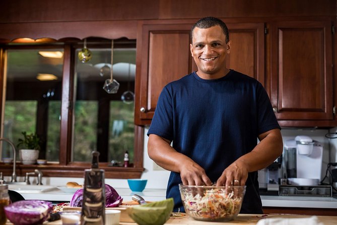 Unique American Tailgating Cooking Class and Food Experience in State College - About Traveling Spoon