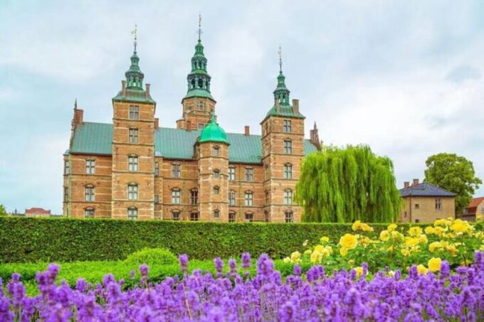 Unique Highlights of Copenhagen - Walking Tour - Meeting Point