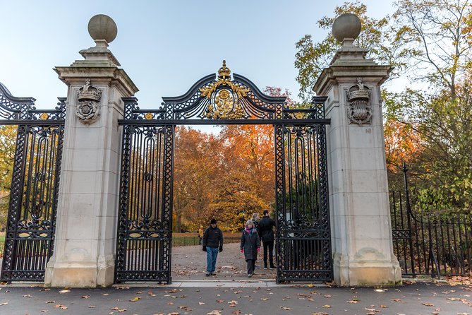 Unique London Walk: Secrets of Mayfair - Private Tour - Browsing Bond Street Boutiques
