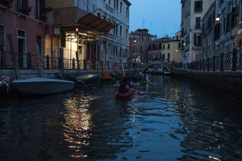 Unique Night Tour With Sunset: Kayak in Venice With a Guide - Tour Overview