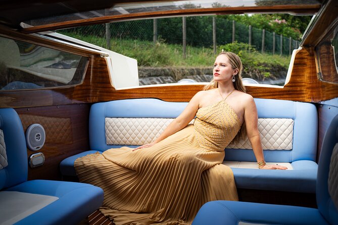 Unique Photoshoot in Venice - Flexible Booking Policies
