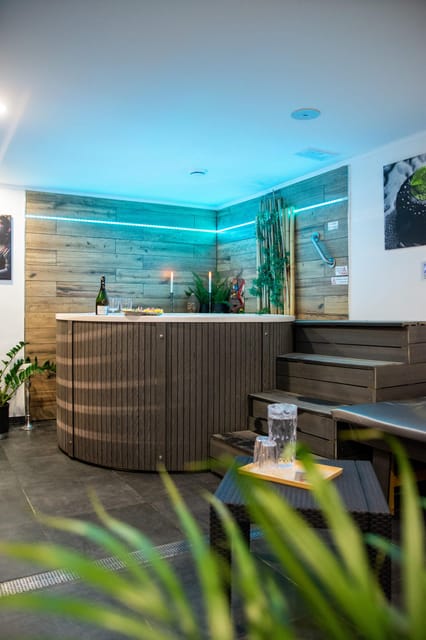 Unique Private Spa With Jacuzzi and Sauna in Prague - Pricing and Reservation Details