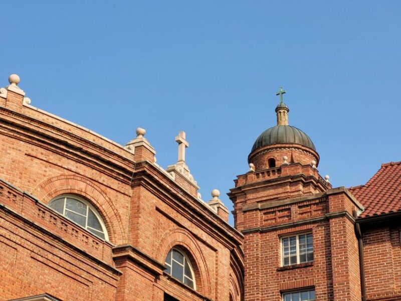 Unique Sites of Asheville Walking Tour for Couples - Grove Arcade