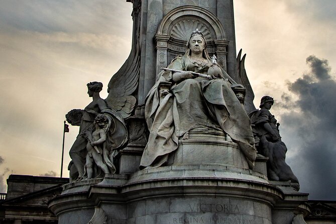 Unique Sites of London Walking Tour for Couples - Inclusions