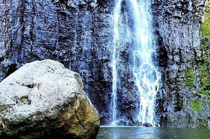 Unique Tahiti Tour - personalised, small group east coast tour - Key Points