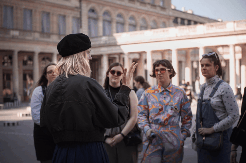 Unique Tour of Parisian Women in Theatre, Film, and Music - Key Points