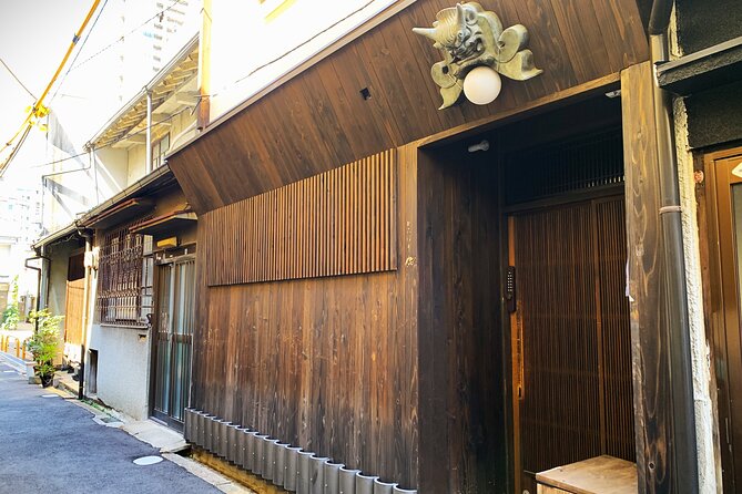 Unlimited Sake and Hand-Rolled Sushi Workshop - Alcohol Service and Restrictions