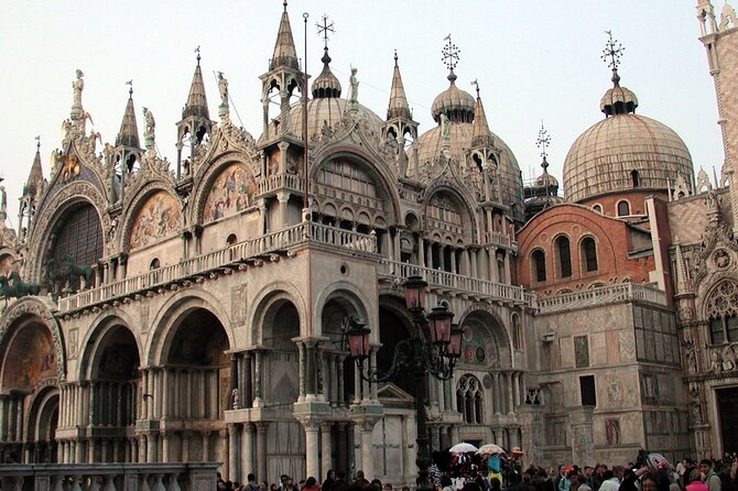 Unusual Perspectives of St Marks Basilica and Museum - Knowledgeable Tour Guides