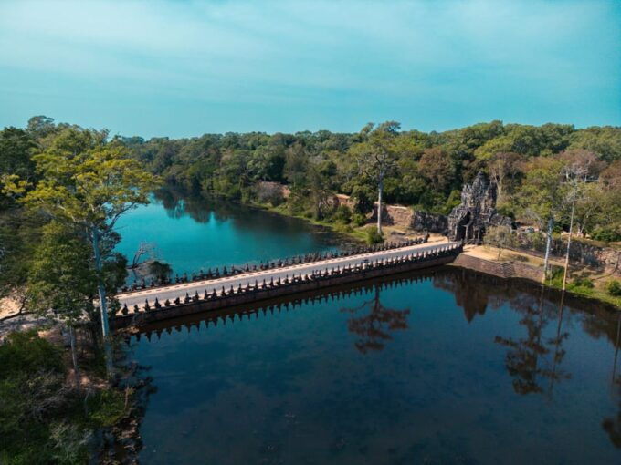Unveiling the Magic of Angkor 2-Day With Sunrise and Sunset - Outer Galleries and Bas-reliefs