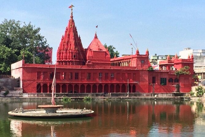 Unveiling the Soul of Kashi: A One-Day Pilgrimage - Customer Reviews