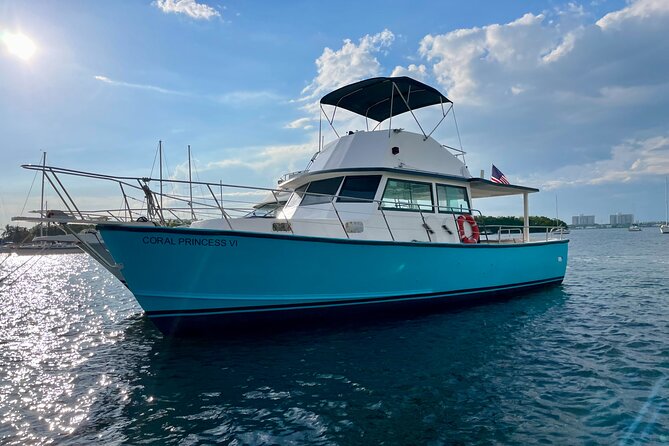 Up to 34PAX Bachelorette Party Boat & Yacht Rent Miami - Boat and Yacht Specifications