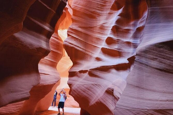 Upper Antelope Canyon Tour With Shuttle Ride and Tour Guide - Inclusion Details