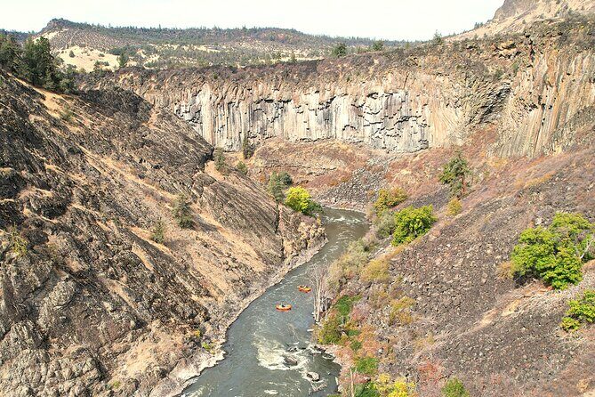 Upper Klamath- Wards Canyon- HALF DAY - A Deep Dive into the Upper Klamath-Wards Canyon Rafting Experience