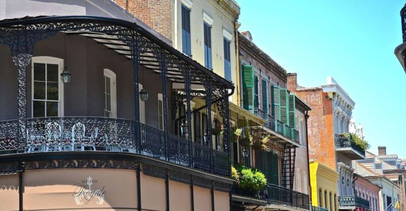 Uptown Elegance: New Orleans' Garden District - Key Points