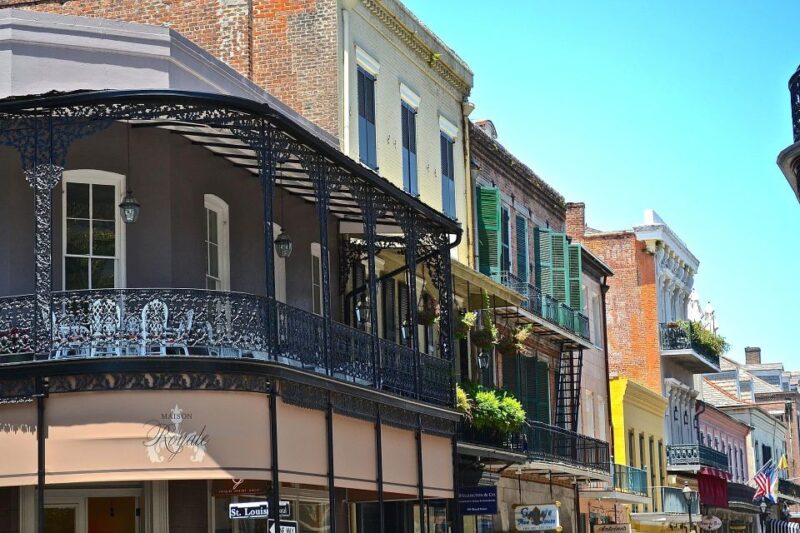 Uptown Elegance: New Orleans' Garden District - Highlights of the Tour