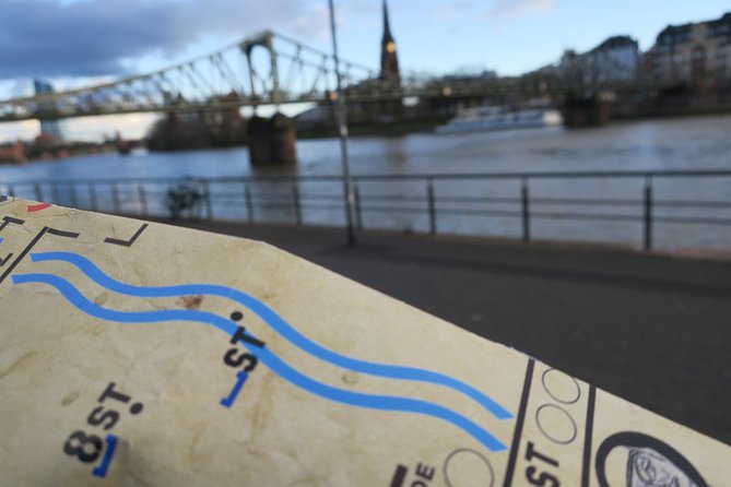 Urban Adventure Game in Frankfurt With an App - Enhancing the User Experience