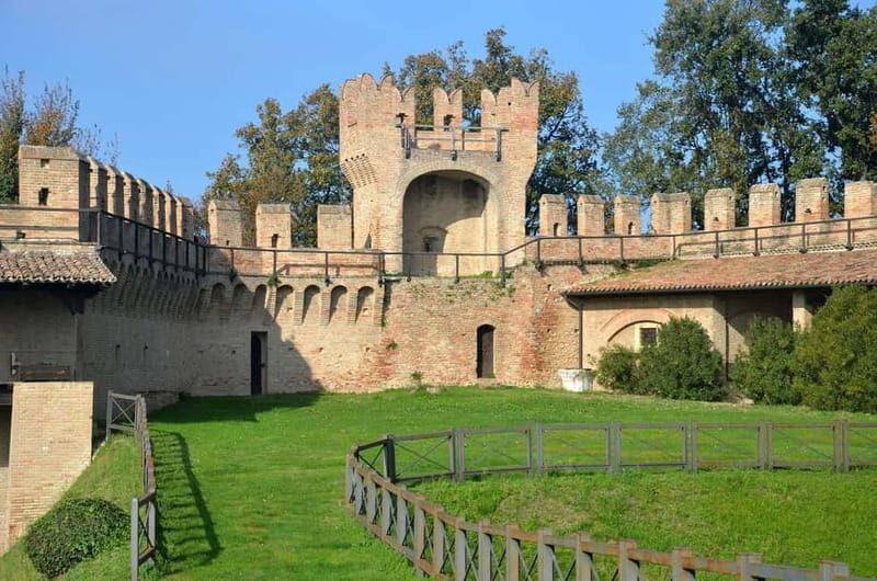 Urbino: National Gallery of the Marches Ticket and Pemcards - Key Points