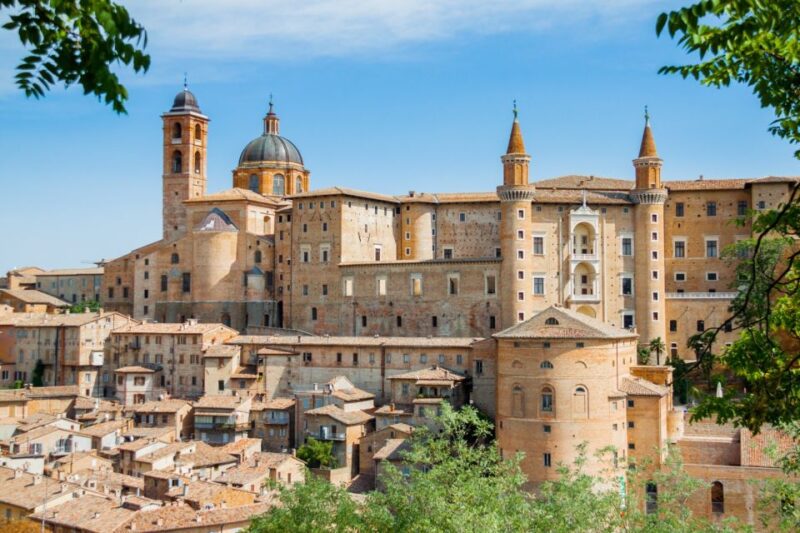 Urbino: Private Walking Tour With Ducal Palace Ticket - Exploring the Renaissance City
