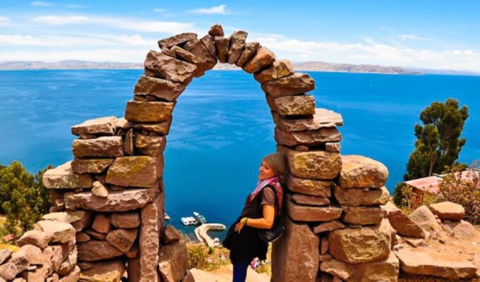 Uros Kayaking & Taquile Island Day Tour - Kayaking on Lake Titicaca