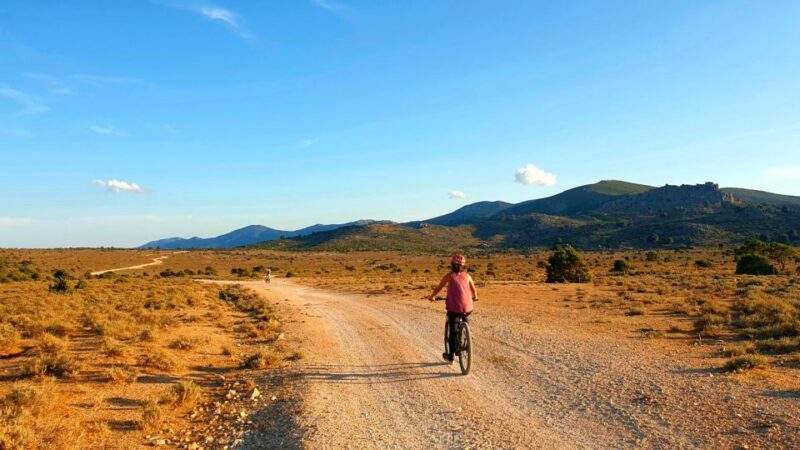 Urzulei: Supramonte Guided E-Bike Tour With Aperitif - Experience Highlights