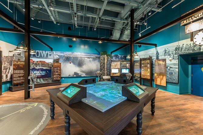USA Winter Journey: Crossing Borders to Experience Niagara Falls - Observing From the Skylon Tower