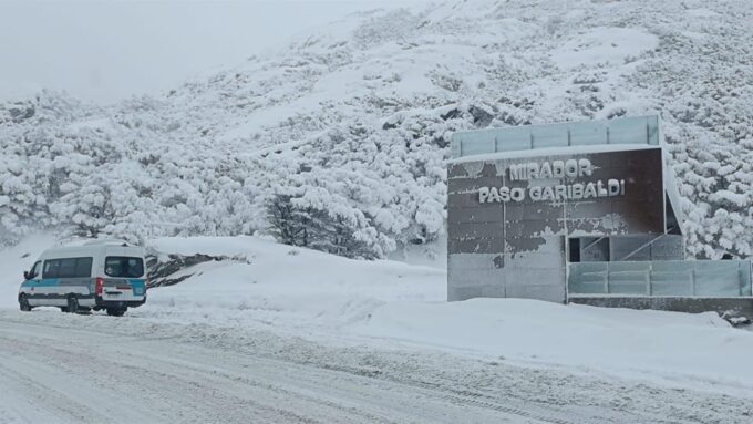 USHUAIA | Escondido and Fagnano Lakes - Lake Fagnano Exploration