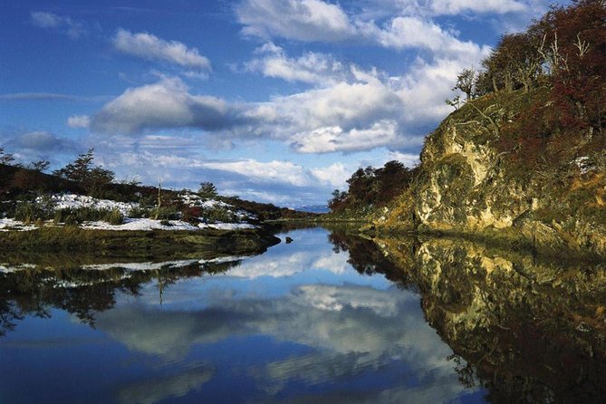 Ushuaia: Escondido and Fagnano Lakes With Transfer - Discovering Patagonias Gems