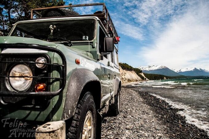 Ushuaia: Escondido Lake and Fangano 4 X 4 With Lunch - Off-Road Adventure