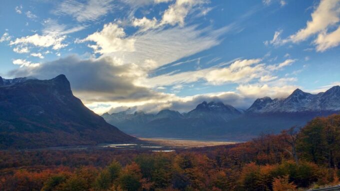 Ushuaia: Off-Road 4X4 Lakes Tour - Delectable Patagonian Barbecue