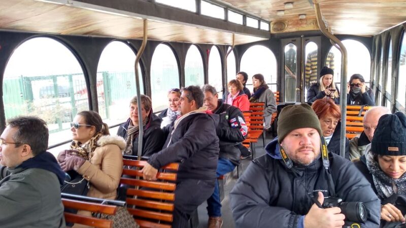 Ushuaia: Panoramic City Train Tour - Customer Feedback