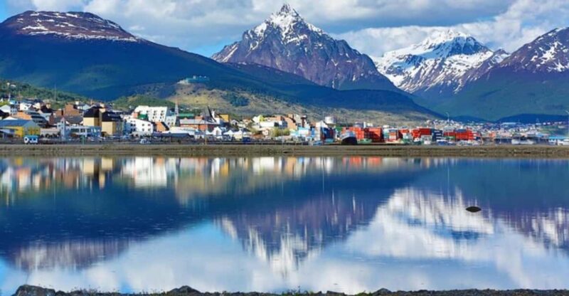 Ushuaia Super Saver! 3-Days With Airfare From Buenos Aires - Key Points