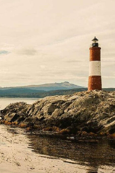 Ushuaia: Yacht Navigation in Beagle Channel and Lighthouse - Booking and Cancellation Policy