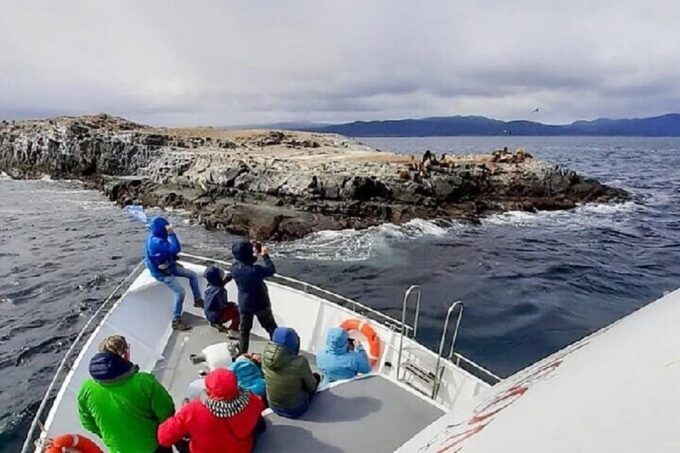 Ushuaia: Yacht Navigation in Beagle Channel and Lighthouse - Frequently Asked Questions