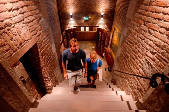 Utrecht: Domplein Highlights Tour - Tour Policies and Disclaimers