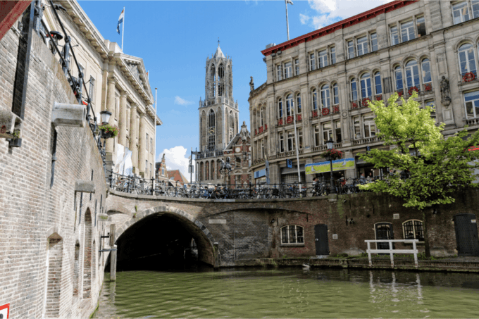Utrecht: First Discovery Walk and Reading Walking Tour - What to Expect During the Tour