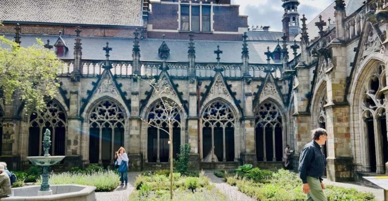 Utrecht: Highlights and Secrets With a Walking Tour - Customer Feedback and Ratings