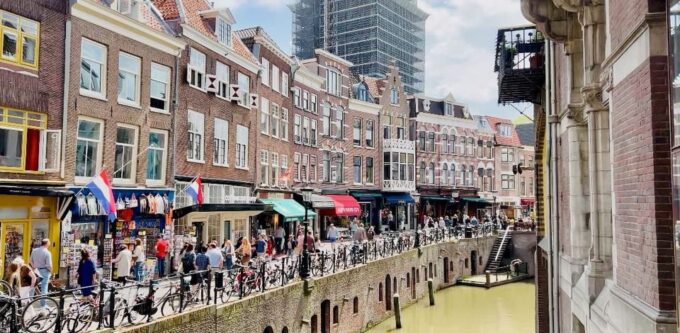 Utrecht: Highlights and Secrets With a Walking Tour - Discover Roman and Medieval History