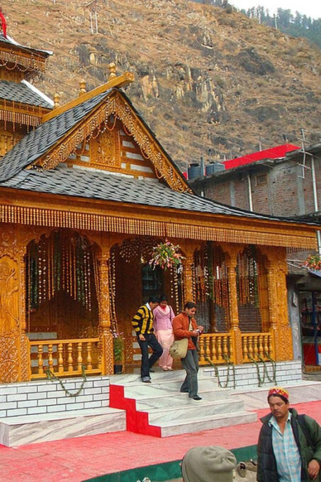 Uttarakhand Delights: Nainital & Corbett Expedition - Customer Support and Languages