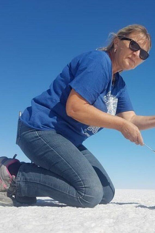 Uyuni: 1-Day Salt Flats and Desert Adventure Tour - Key Points