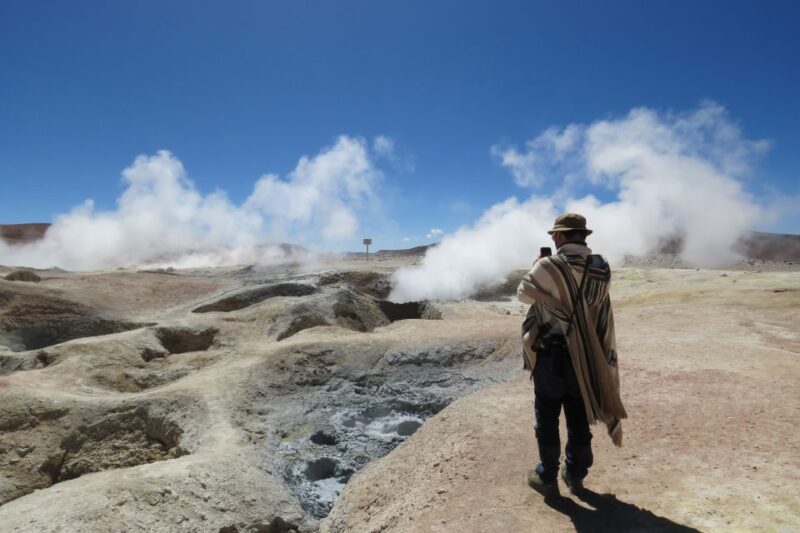 Uyuni: 3 Days Uyuni & Red Lagoon With Private Accommodation. - Key Points