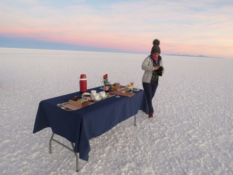Uyuni: Full-Day Salt Flats Tour With Overnight Hotel Stay - Itinerary Highlights
