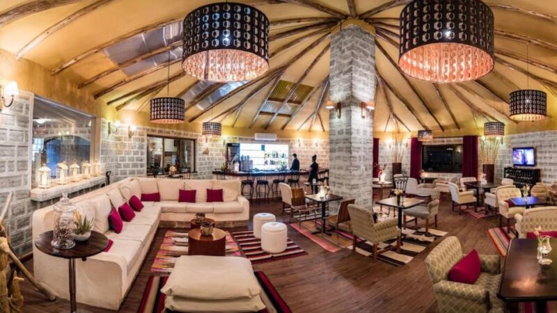 Uyuni: Night of Stars + 4 Star Salt Hotel | Private | - Included Services