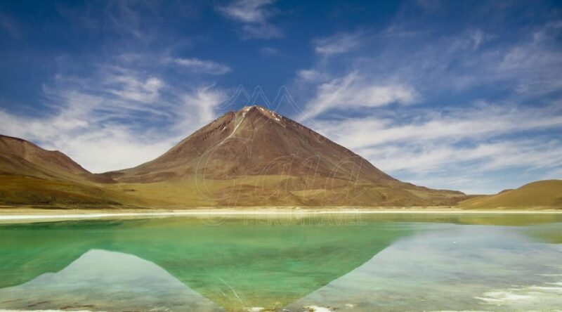 Uyuni Salt Flat and Incahuasi Island 5 Days - Day 1: Departure and Onboard Amenities
