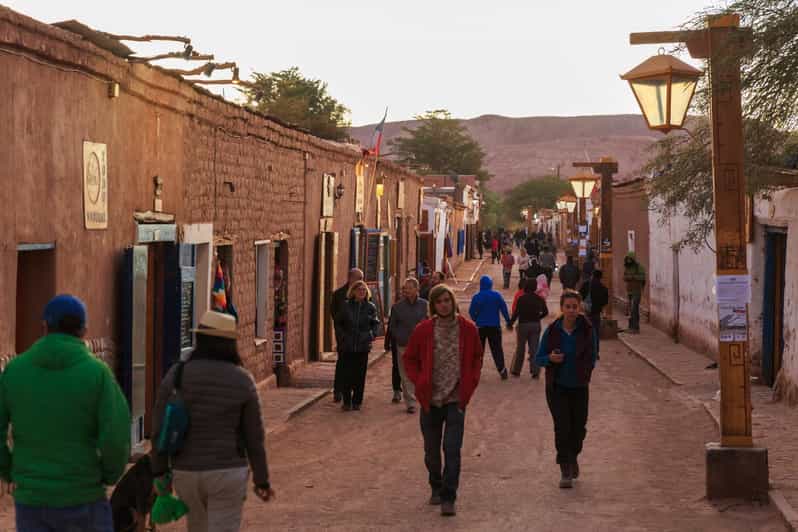 Uyuni Salt Flat: Atacama - Uyuni | 3 Days - Key Points