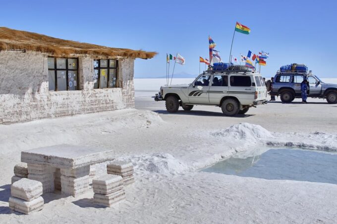 Uyuni Salt Flat: Atacama - Uyuni | 3 Days | Private | Hotel - Unique Experiences