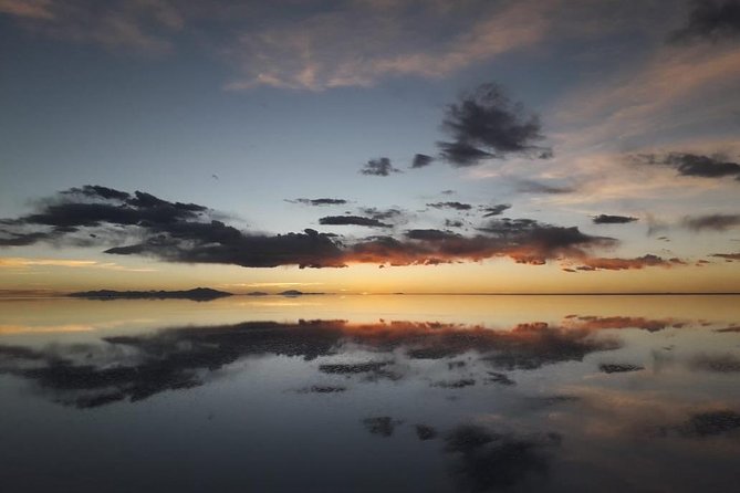 Uyuni Salt Flat Fron San Pedro De Atacama, (In Hostels) - Tour Inclusions